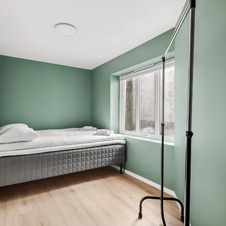 Scandinavian Design In Authentic Nordnes 公寓